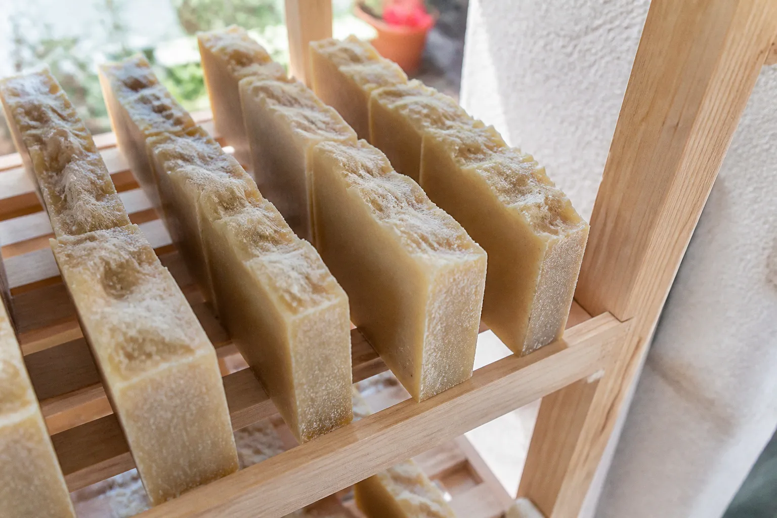 Cure du savon artisanal : l'erreur des quatre semaines